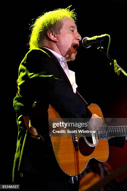 Musician Paul Simon performs during the 2008 Children's Health Fund annual gala on June 12, 2008 at the Sheraton New York Hotel & Towers in New York...