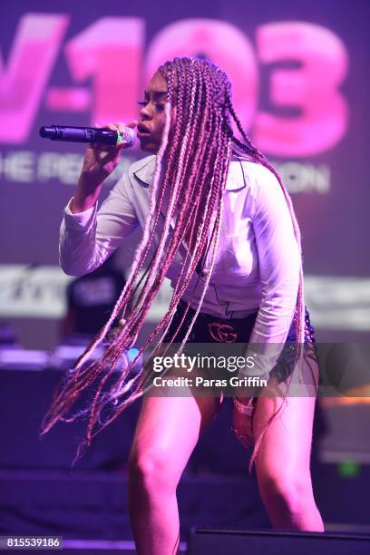 Mulatto Photos and Premium High Res Pictures - Getty Images