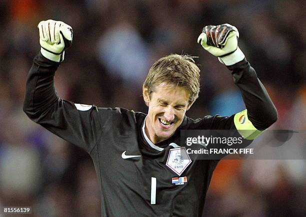 Holland Edwin Van Der Sar Photos and Premium High Res Pictures - Getty ...