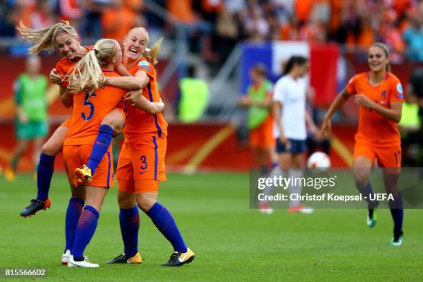 Jackie Groenen, Kika van Es and Stephanie van der Gragt of the Netherlands celebrate after winning 1-0 the UEFA Women's Euro 2017 Group A match...