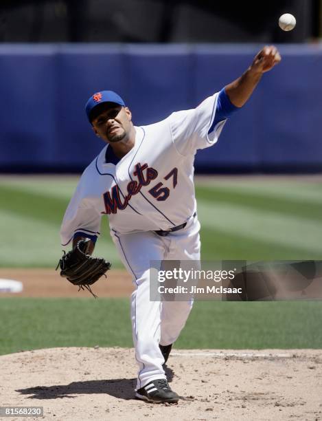 Johan Santana of the New York Mets pitches against the Arizona Diamonbacks on June 12, 2008 at Shea Stadium in the Flushing neighborhood of the...