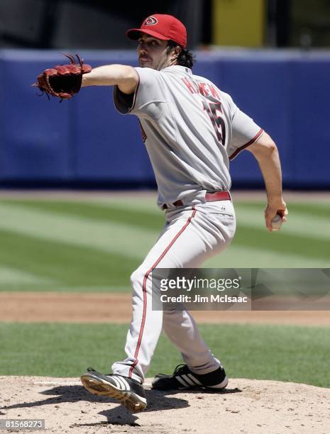 Dan Haren of the Arizona Diamonbacks pitches against the New York Mets on June 12, 2008 at Shea Stadium in the Flushing neighborhood of the Queens...