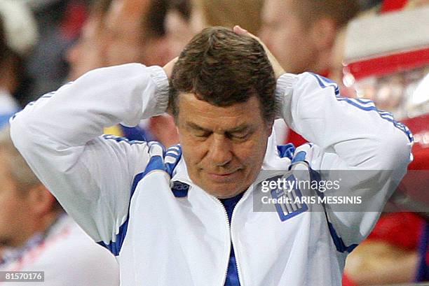 German coach of the Greek national football team Otto Rehhagel reacts during the Euro 2008 Championships group D football match Greece vs. Russia on...
