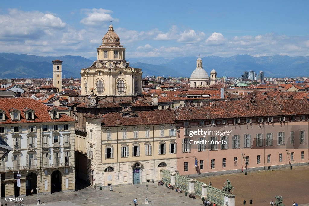 Piazza Castello.
