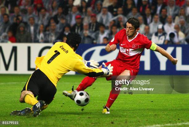 Nihat Kahveci of Turkey scores his team's second goal past goalkeeper Petr Cech of Czech Republic during the UEFA EURO 2008 Group A match between...