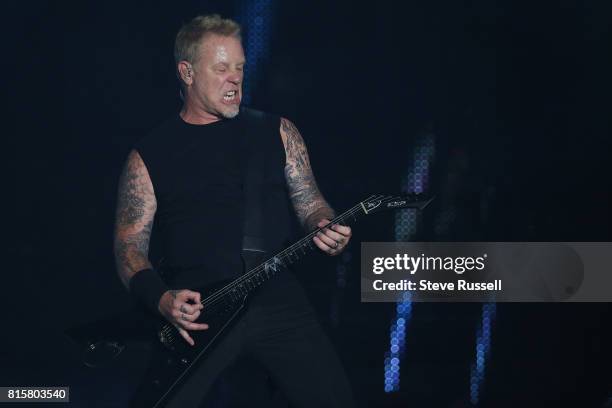 James Hetfield sings as Metallica visits the Rogers Centre on their WorldWired Tour in support of their tenth studio album Hardwired To...