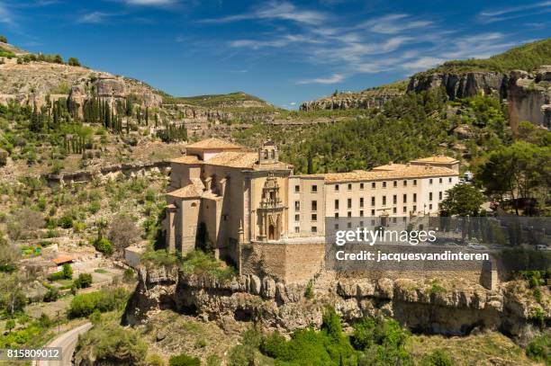 das kloster von san pablo in cuenca, spanien - cuenco stock-fotos und bilder