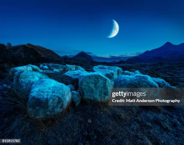 moonrise over sligachan isle of skye scotland - ominous moon stock pictures, royalty-free photos & images