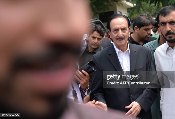 Pakistan Raja Rafiq 48 Raja Zafar Photos & High Res Pictures - Getty Images