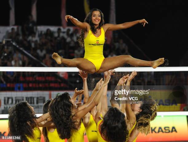 208 Brazilian Cheerleaders Stock Photos, High-Res Pictures, and Images -  Getty Images