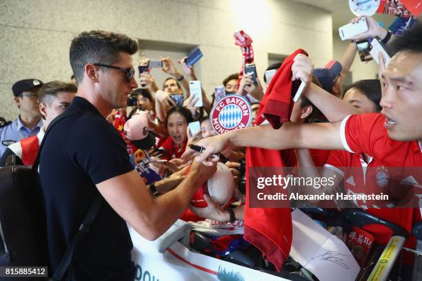 Robert Lewandowski of FC Bayern Muenchen arrives with the team at Shanghai Pudong International Airport for the Audi Summer Tour 2017 on July 17,...