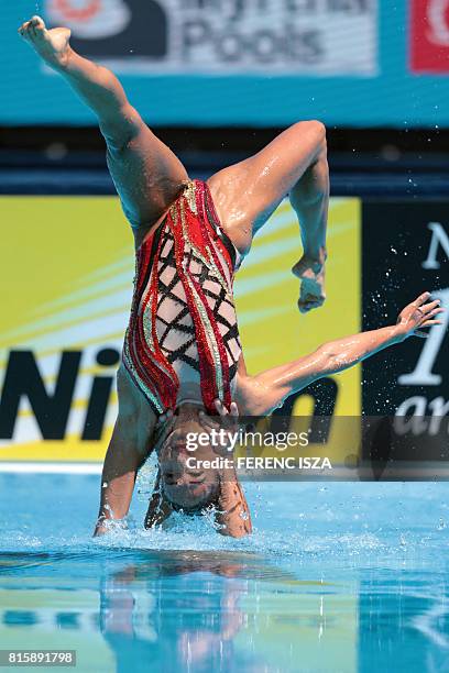Lisa Rampling 161 Isabelle Rampling Photos & High Res Pictures - Getty Images