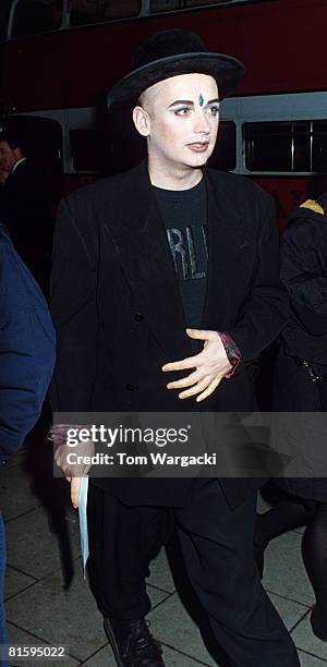 Boy George Red 32 Boy George 1992 Photos & High Res Pictures - Getty Images