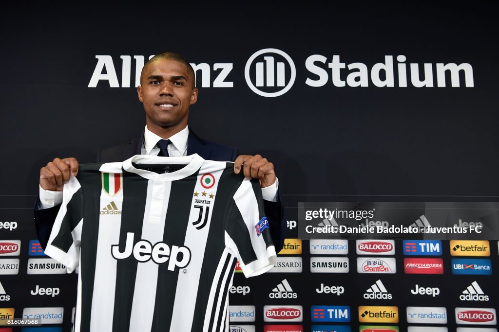 Juventus Unveils New Signing Douglas Costa