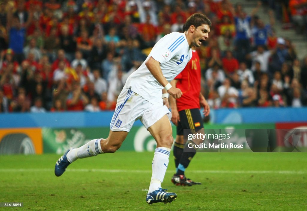 Greece v Spain - Group D Euro 2008