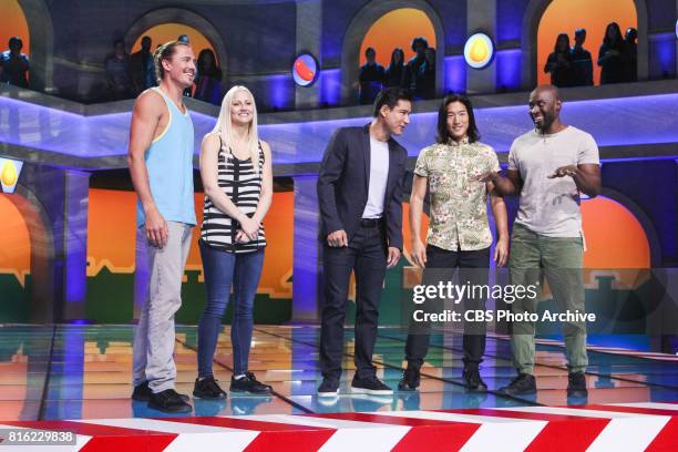 Who has the "sweeter" moves: Castaways or Houseguests? Find out when fan favorites from SURVIVOR and BIG BROTHER team up as contestants on the...