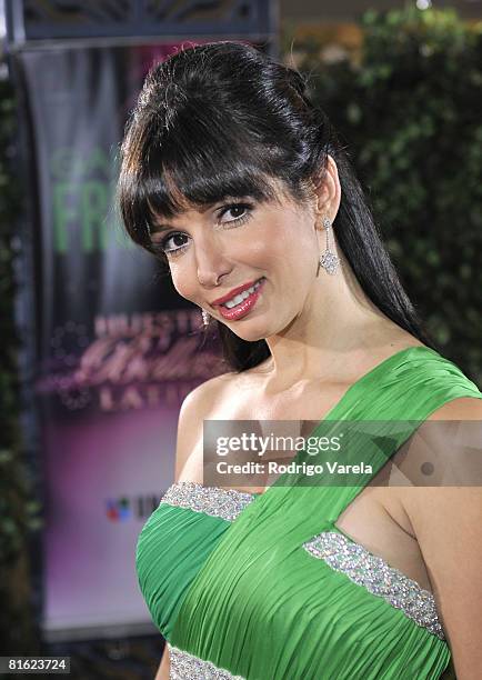 Giselle Blondet poses at the Grand Finale of Univisions Nuestra Bella Latina at the Greenwich Studios on May 16, 2008 in Miami.