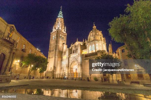 the cathedral of toledo, spain, by night - toledo cathedral stock pictures, royalty-free photos & images