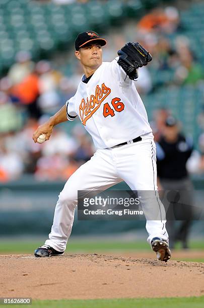 Jeremy Guthrie of the Baltimore Orioles pitches against the Houston Astros at Camden Yards June 18, 2008 in Baltimore, Maryland.