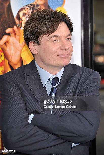Mike Myers arrives at the Los Angeles Premiere of "The Love Guru" at Grauman's Chinese Theatre on June 11, 2008 in Hollywood, California.