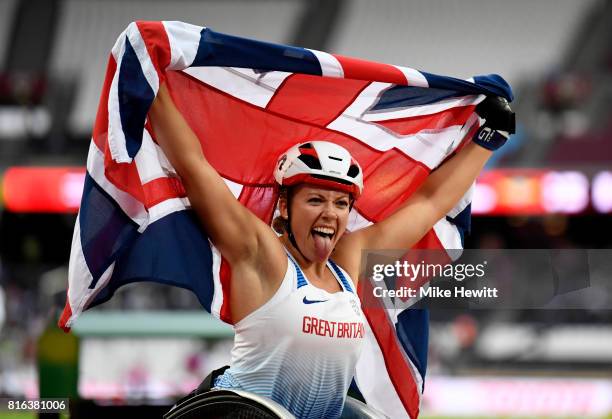 Hannah Cockroft of Great Britain celebrates victory in the Women's 800m T34 Final during day four of the IPC World ParaAthletics Championships 2017...