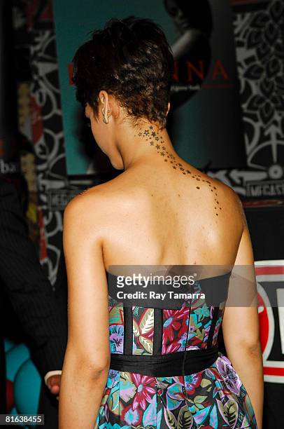 Singer Rihanna attends a "Good Girl Gone Bad: Reloaded" instore autograph signing at the Virgin Megastore Times Square on June 19, 2008 in New York...