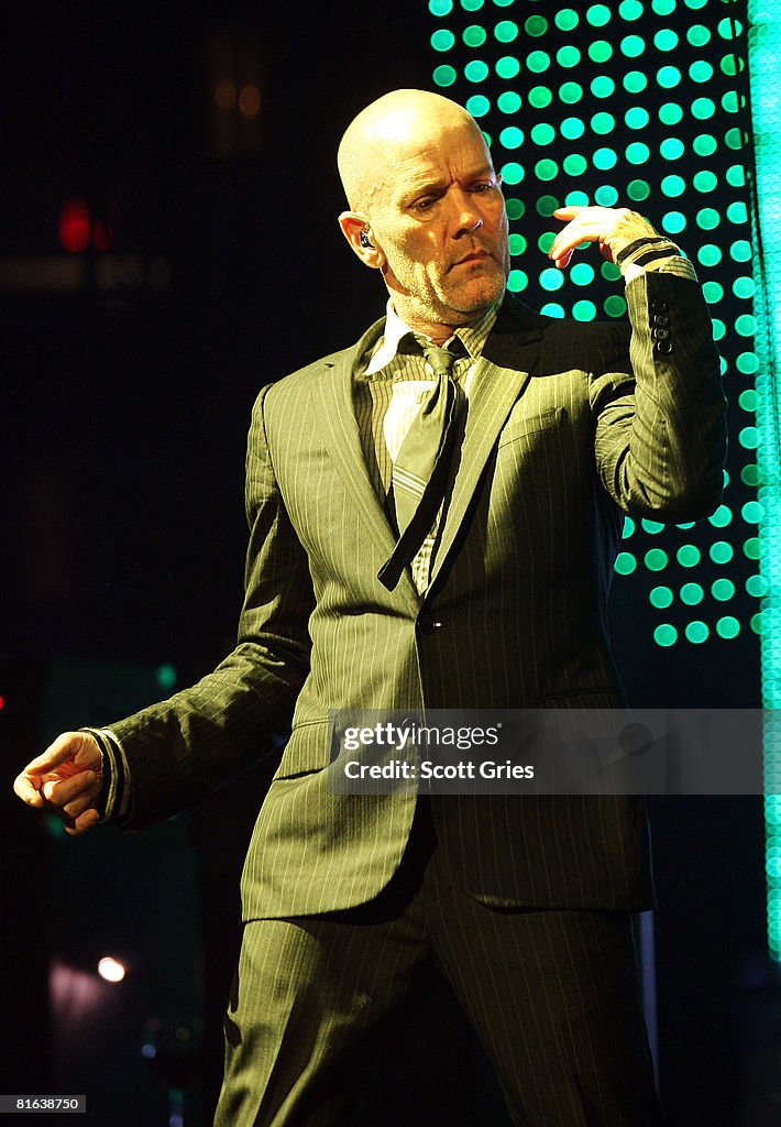 R.E.M. In Concert At Madison Square Garden
