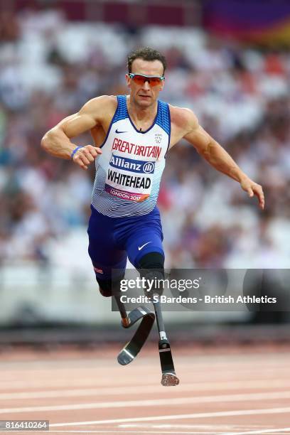 Richard Whitehead of Great Britain competes in the Men's 100m T42 Final during Day Four of the IPC World ParaAthletics Championships 2017 London at...