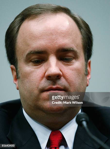 Former White House Press Secretary Scott McClellan testifies during a House Judiciary Committee hearing on Capitol Hill, June 20, 2008 in Washington...