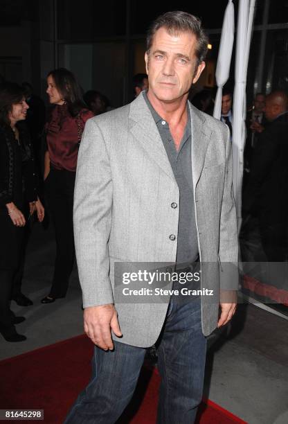 Actor Mel Gibson arrives to the industry screening for "American Gangster" at the Arclight on October 29, 2007 in Hollywood, California.