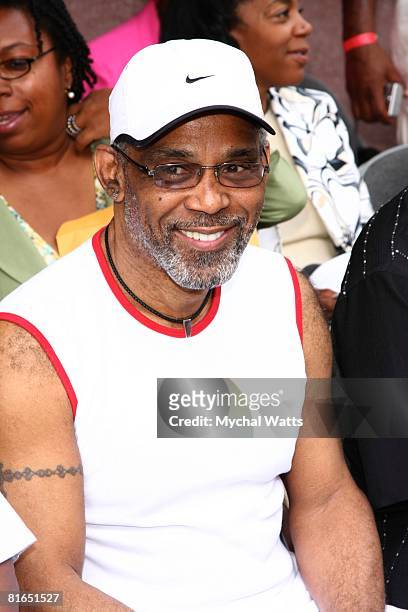 Frankie Beverly attends Maze featuring Frankie Beverly's plaque ceremony on the Philadelphia Walk of Fame on June 20, 2008 in Philadelphia.