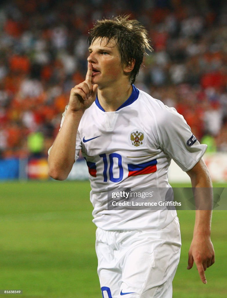 Netherlands v Russia - Euro 2008 Quarter Final