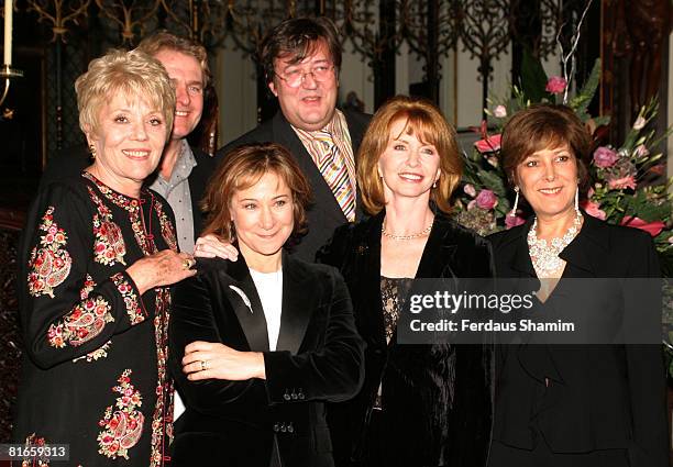 Jane Rigg 51 Robert Rigg Stock Photos, High-Res Pictures, and Images - Getty Images