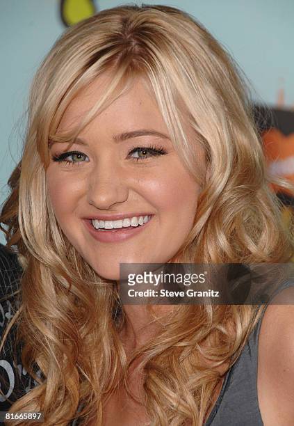 Michalka arrives at the 2008 Nickelodeons Kids Choice Awards at the Pauley Pavilion on March 29, 2008 in Los Angeles
