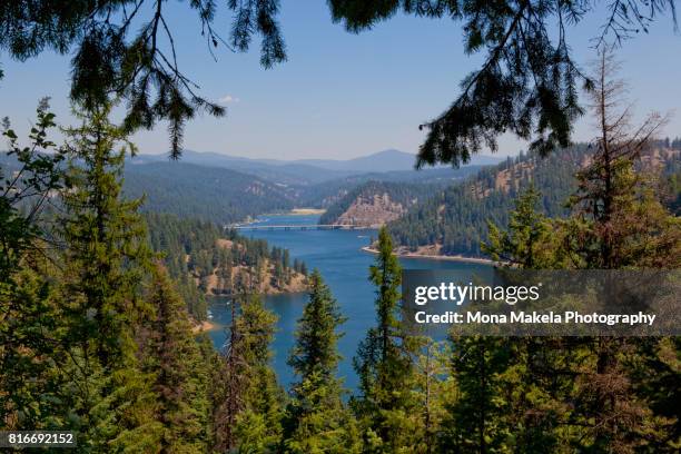 lake coeur d'alene, idaho - idaho stock-fotos und bilder