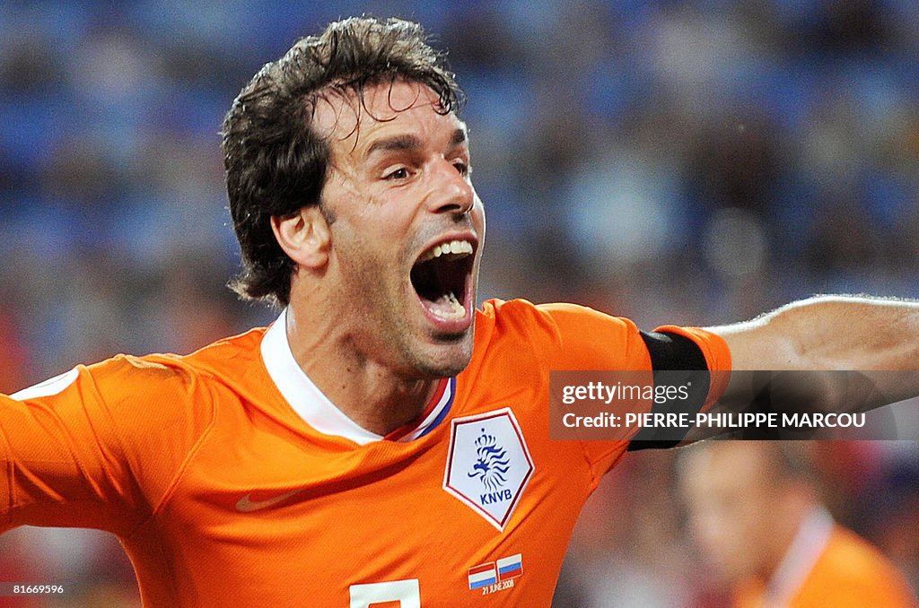 Dutch forward Ruud van Nistelrooy celebr