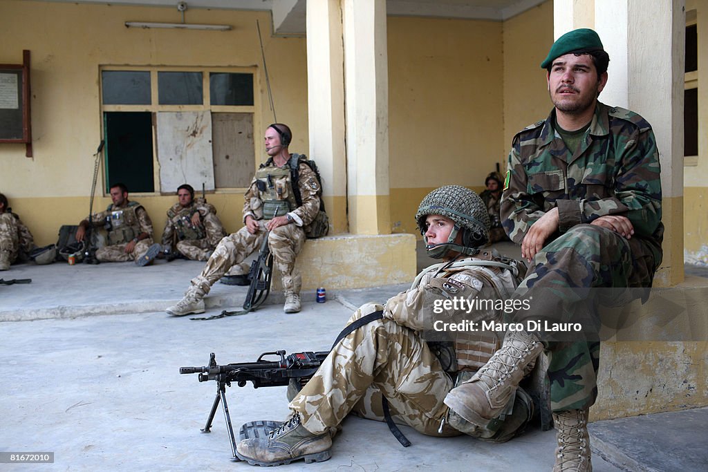 British Paratroopers Conduct Operation "Daor Bukhou" In Kandahar City