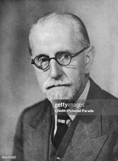 British publisher Stanley Unwin of the firm Allen & Unwin, circa 1960.