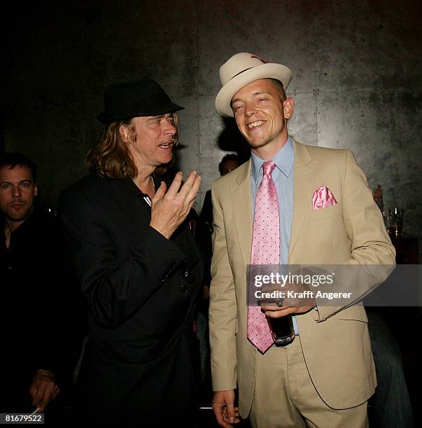 Entertainer Helge Schneider and Singer Jan Delay pose during the Platin and Triple-Gold Award at the 'Bank' on June 23, 2008 in Hamburg, Germany.