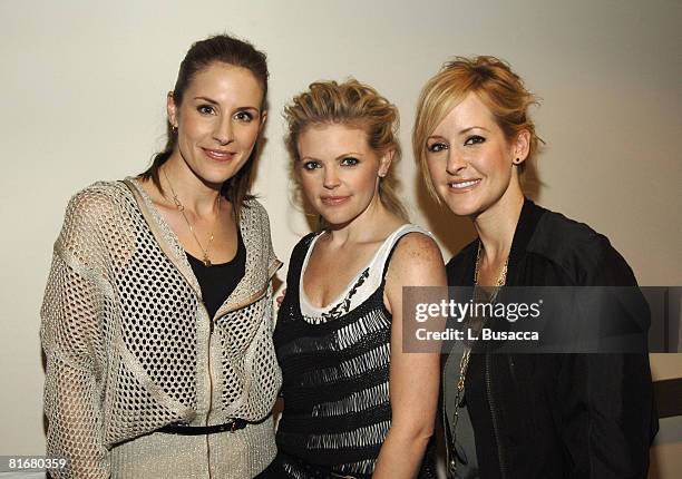 Emily Robison, Natalie Maines and Martie Maguire of the Dixie Chicks