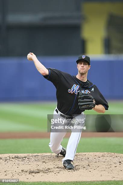 John Maine of the New York Mets pitches during the game against the Texas Rangers at Shea Stadium in Flushing, New York on June 15, 2008. The Rangers...