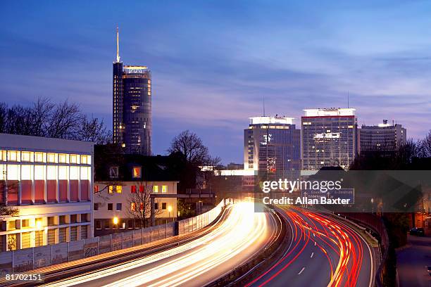 essen skyline at dusk - エッセン ストックフォトと画像