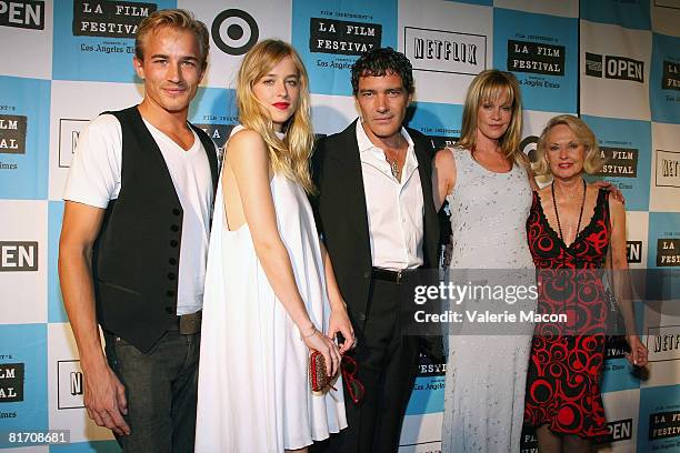 Jesse Johnson, Dakota Johnson, Antonio Banderas and Melanie Griffith and Tippi Hedren attend the 2008 Los Angeles Film Festival's "Una Noche con...