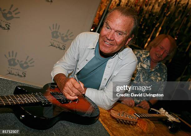 Don Randi Don Randi Photos and Premium High Res Pictures - Getty Images