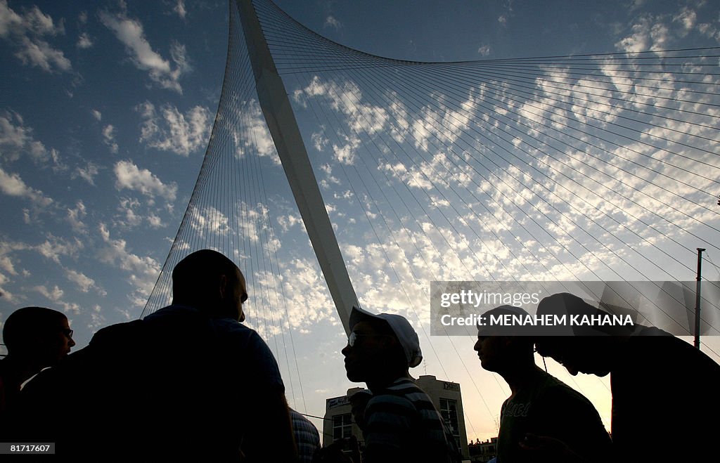 Israelis gather before in the inaugurati