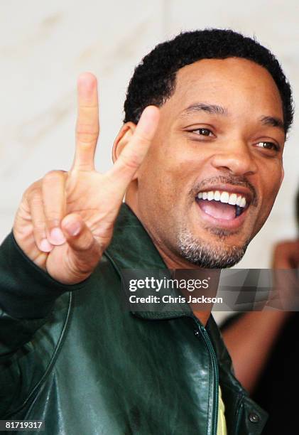 Actor Will Smith leaves the InterContinental Hotel after a photoshoot with celebrity photographer Terry O'Neil on June 26, 2008 in London, England....