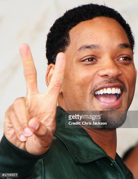 Actor Will Smith leaves the InterContinental Hotel after a photoshoot with celebrity photographer Terry O'Neil on June 26, 2008 in London, England....
