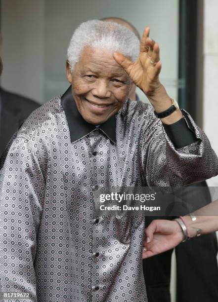 Nelson Mandela arrives at the InterContinental Hotel on June 26, 2008 in London, England.