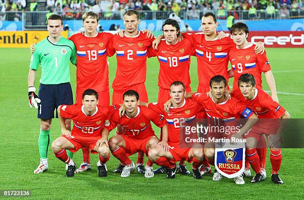 The Russian team poses for a team photograph prior to the UEFA EURO 2008 Semi Final match between Russia and Spain at Ernst Happel Stadion on June...