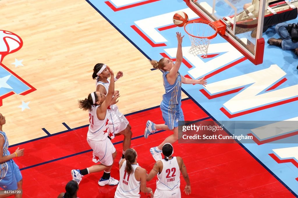 Chicago Sky v Atlanta Dream